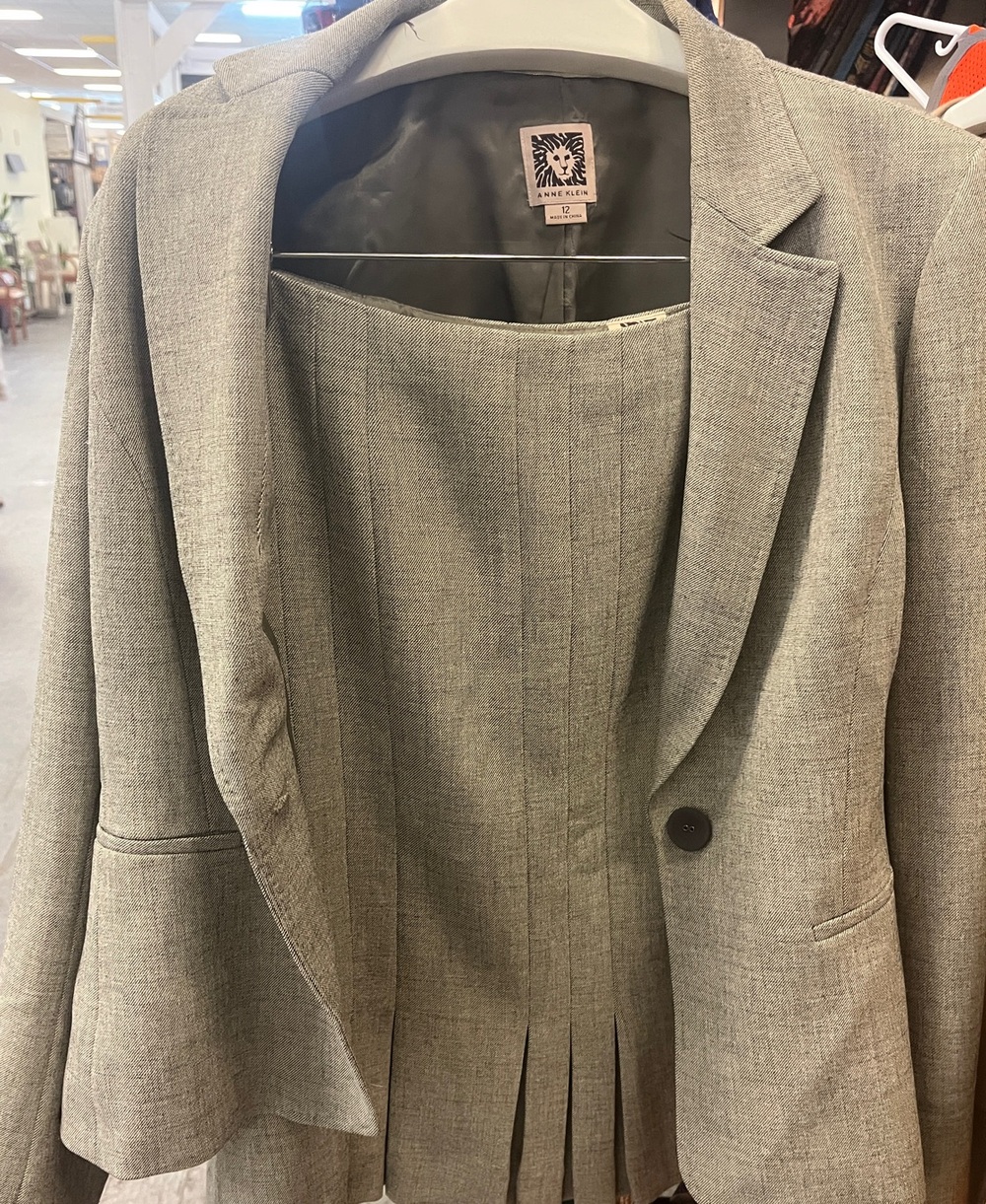 Anne Klein Gray Women's Two-Piece Suit Blazer & Skirt